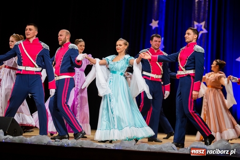 Zdjęcie w galerii na portalu naszraciborz.pl: Koncert Świąteczny Stowarzyszenia Bajtel w RCK wiadomości z regionu