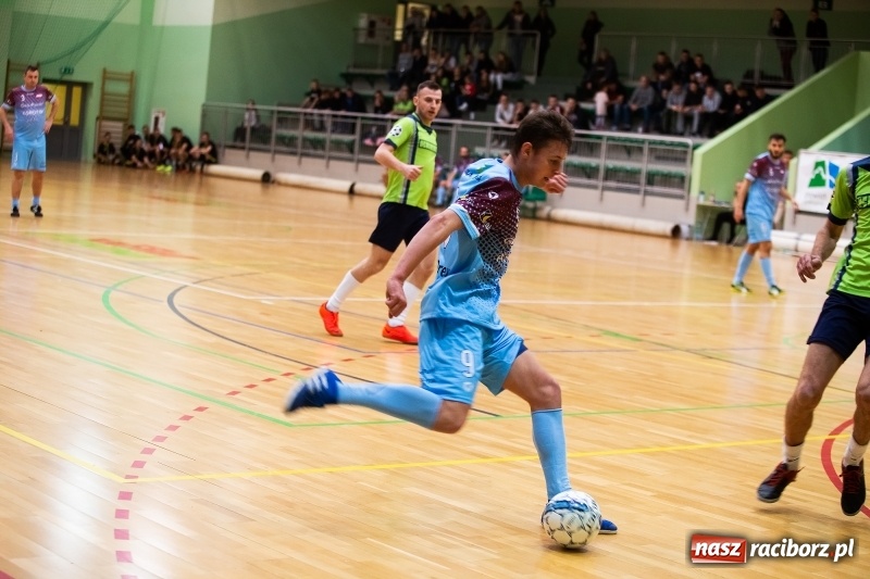 Zdjęcie w galerii na portalu naszraciborz.pl: HLPN. Grała trzecia i druga liga wiadomości z regionu