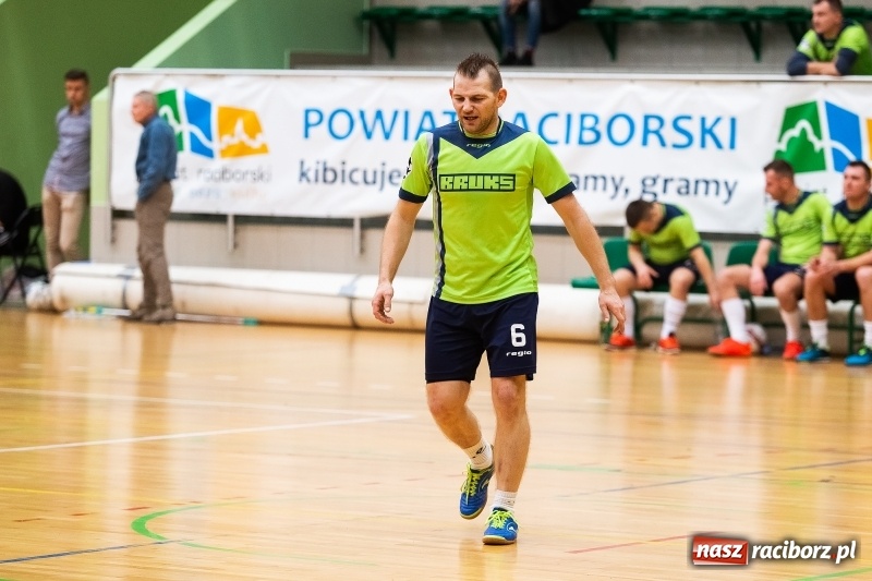 Zdjęcie w galerii na portalu naszraciborz.pl: HLPN. Grała trzecia i druga liga wiadomości z regionu