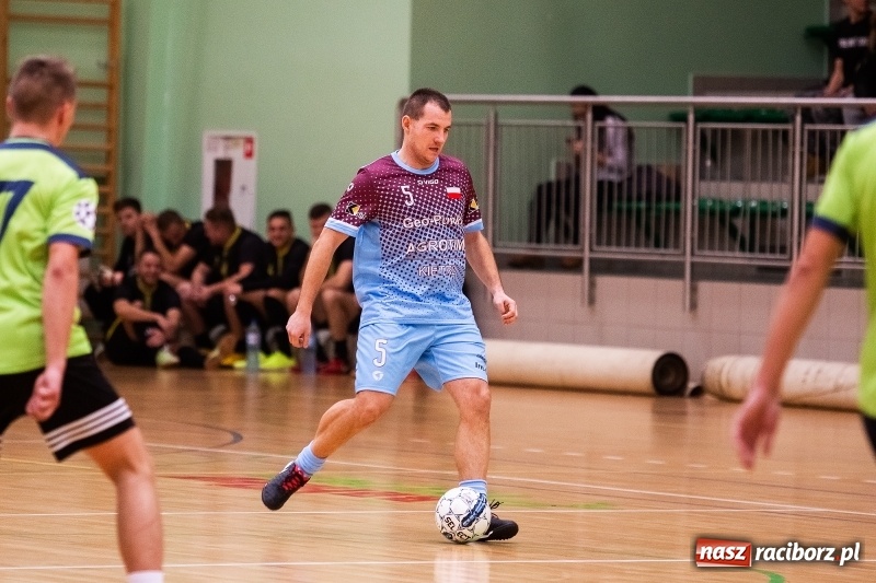 Zdjęcie w galerii na portalu naszraciborz.pl: HLPN. Grała trzecia i druga liga wiadomości z regionu