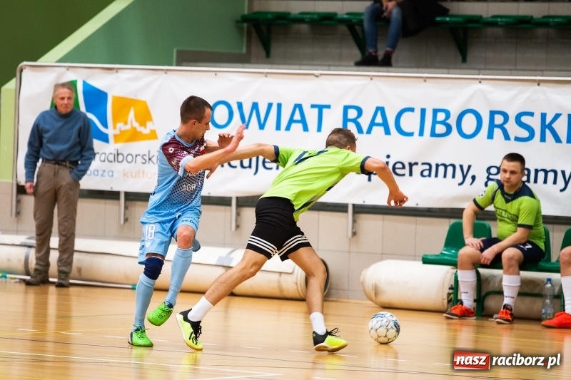 Zdjęcie w galerii na portalu naszraciborz.pl: HLPN. Grała trzecia i druga liga wiadomości z regionu