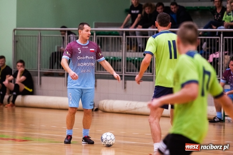 Zdjęcie w galerii na portalu naszraciborz.pl: HLPN. Grała trzecia i druga liga wiadomości z regionu