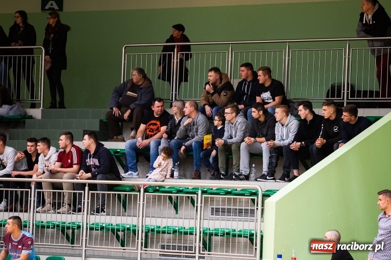 Zdjęcie w galerii na portalu naszraciborz.pl: HLPN. Grała trzecia i druga liga wiadomości z regionu