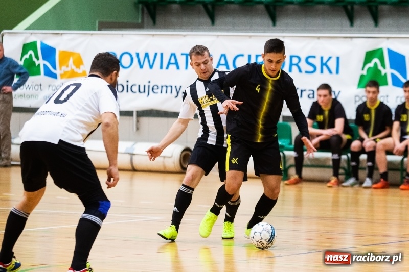 Zdjęcie w galerii na portalu naszraciborz.pl: HLPN. Grała trzecia i druga liga wiadomości z regionu