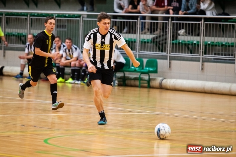 Zdjęcie w galerii na portalu naszraciborz.pl: HLPN. Grała trzecia i druga liga wiadomości z regionu