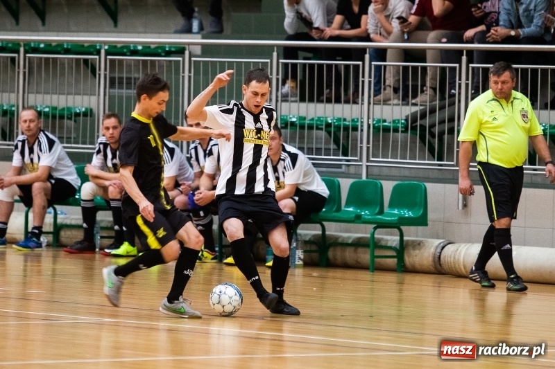 Zdjęcie w galerii na portalu naszraciborz.pl: HLPN. Grała trzecia i druga liga wiadomości z regionu