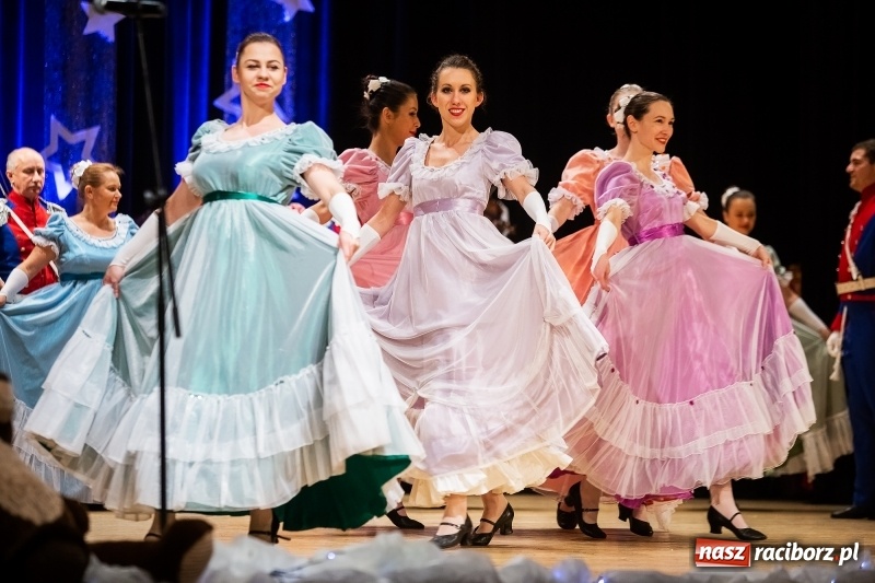 Zdjęcie w galerii na portalu naszraciborz.pl: Koncert charytatywny Źródła na rzecz Rafałka wiadomości z regionu