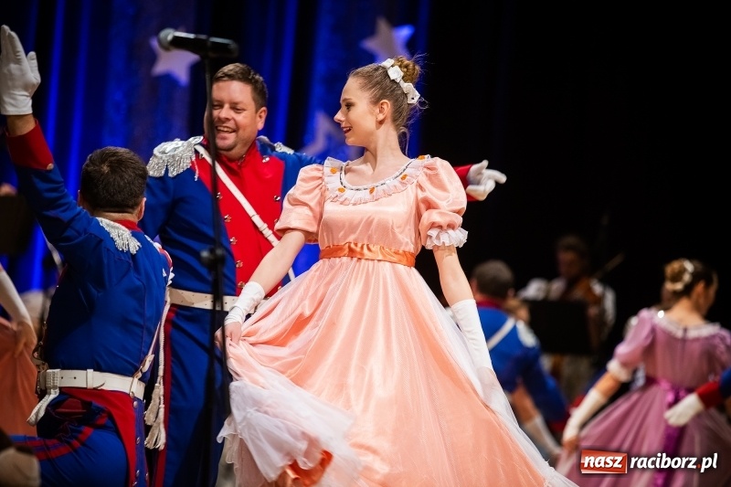 Zdjęcie w galerii na portalu naszraciborz.pl: Koncert charytatywny Źródła na rzecz Rafałka wiadomości z regionu