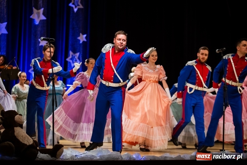 Zdjęcie w galerii na portalu naszraciborz.pl: Koncert charytatywny Źródła na rzecz Rafałka wiadomości z regionu