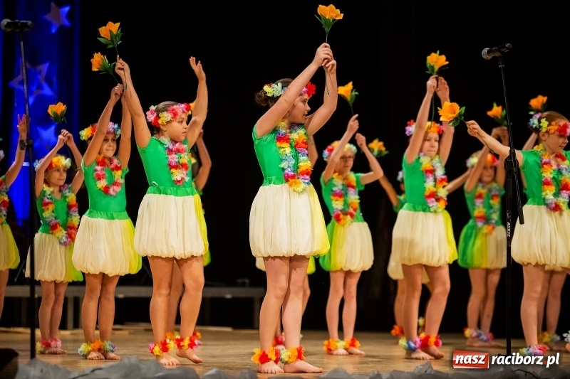 Zdjęcie w galerii na portalu naszraciborz.pl: Koncert charytatywny Źródła na rzecz Rafałka wiadomości z regionu