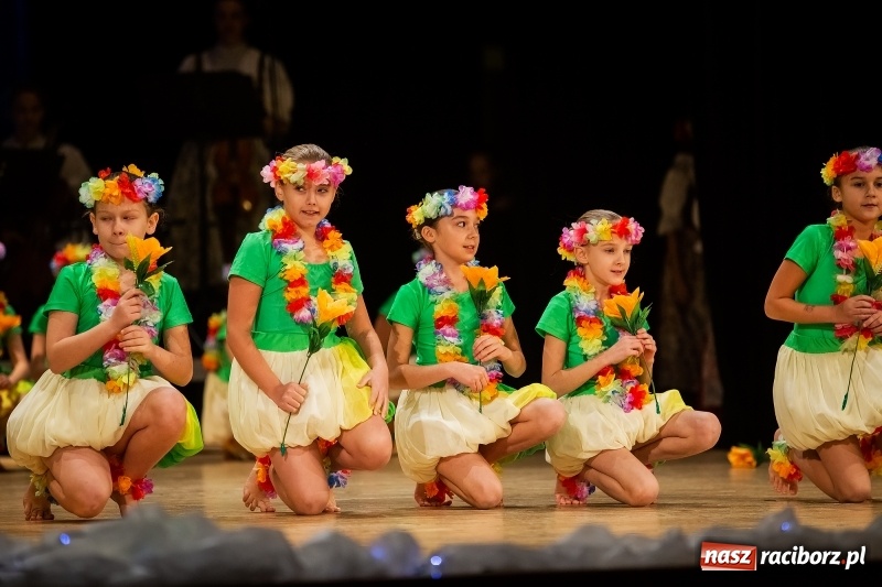 Zdjęcie w galerii na portalu naszraciborz.pl: Koncert charytatywny Źródła na rzecz Rafałka wiadomości z regionu