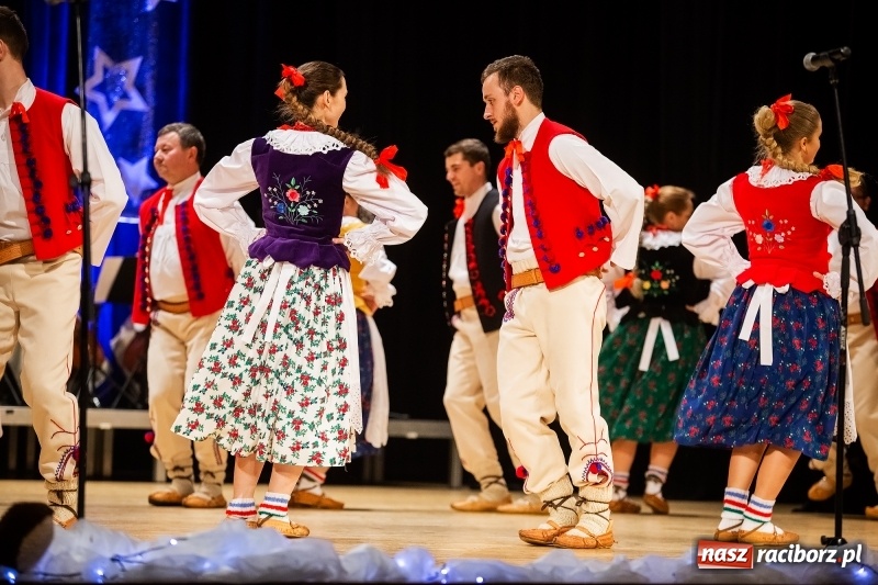 Zdjęcie w galerii na portalu naszraciborz.pl: Koncert charytatywny Źródła na rzecz Rafałka wiadomości z regionu