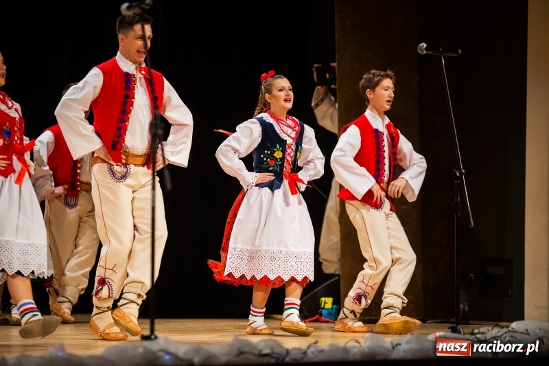 Zdjęcie w galerii na portalu naszraciborz.pl: Koncert charytatywny Źródła na rzecz Rafałka wiadomości z regionu