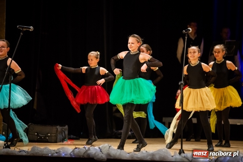 Zdjęcie w galerii na portalu naszraciborz.pl: Koncert charytatywny Źródła na rzecz Rafałka wiadomości z regionu