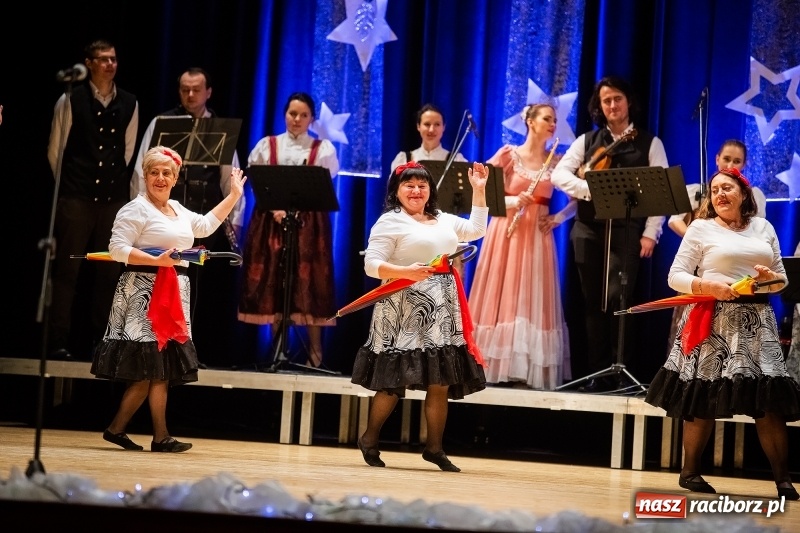 Zdjęcie w galerii na portalu naszraciborz.pl: Koncert charytatywny Źródła na rzecz Rafałka wiadomości z regionu