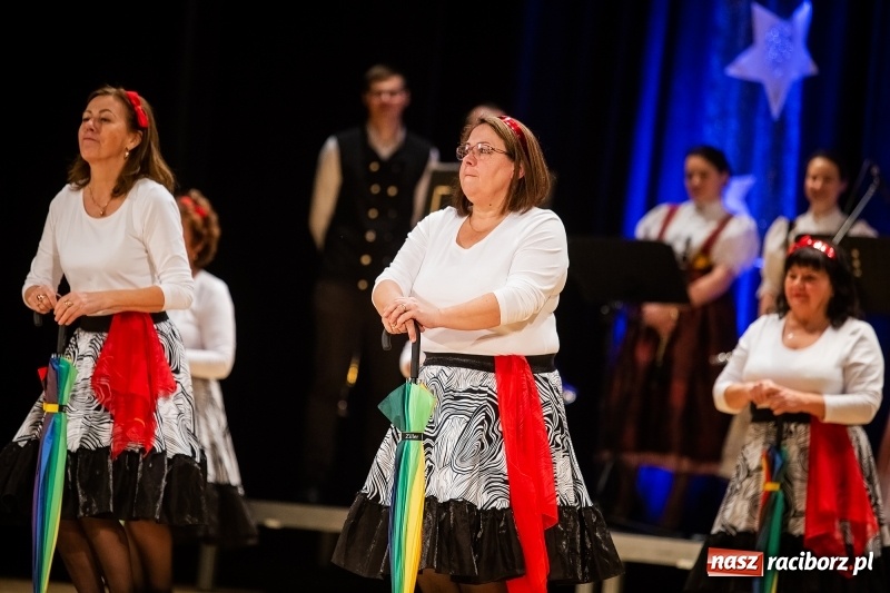 Zdjęcie w galerii na portalu naszraciborz.pl: Koncert charytatywny Źródła na rzecz Rafałka wiadomości z regionu