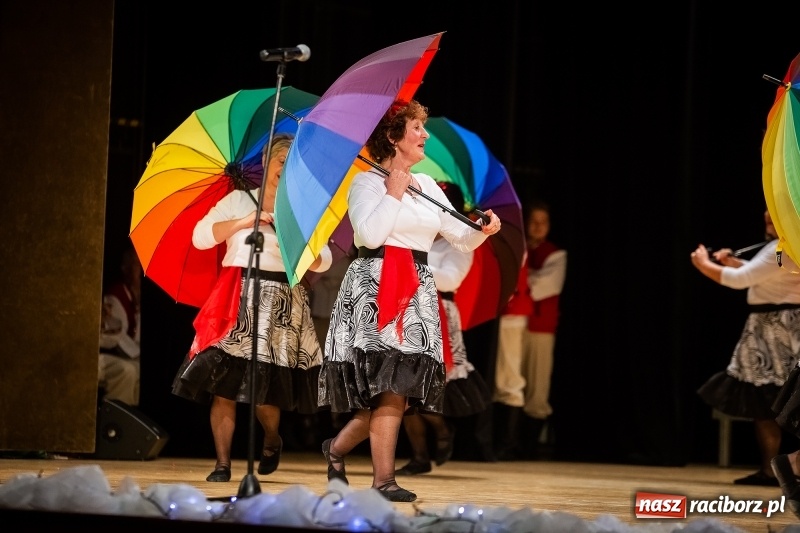 Zdjęcie w galerii na portalu naszraciborz.pl: Koncert charytatywny Źródła na rzecz Rafałka wiadomości z regionu