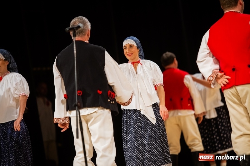 Zdjęcie w galerii na portalu naszraciborz.pl: Koncert charytatywny Źródła na rzecz Rafałka wiadomości z regionu