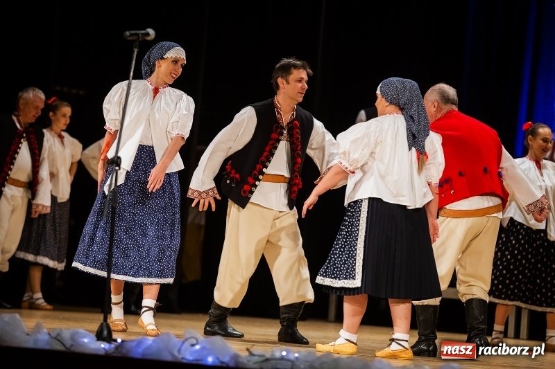 Zdjęcie w galerii na portalu naszraciborz.pl: Koncert charytatywny Źródła na rzecz Rafałka wiadomości z regionu