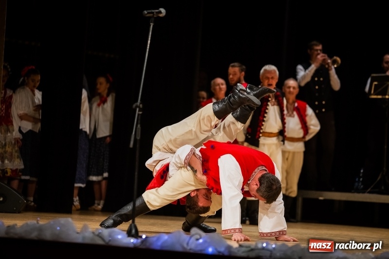 Zdjęcie w galerii na portalu naszraciborz.pl: Koncert charytatywny Źródła na rzecz Rafałka wiadomości z regionu