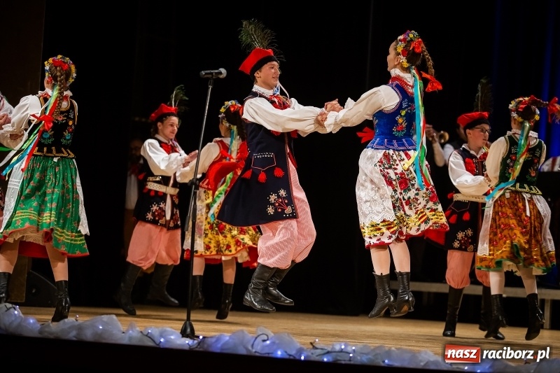 Zdjęcie w galerii na portalu naszraciborz.pl: Koncert charytatywny Źródła na rzecz Rafałka wiadomości z regionu