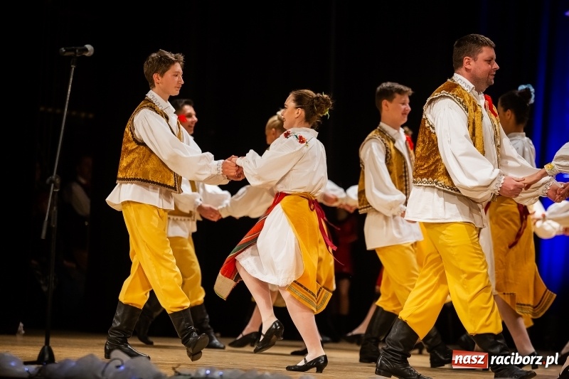 Zdjęcie w galerii na portalu naszraciborz.pl: Koncert charytatywny Źródła na rzecz Rafałka wiadomości z regionu