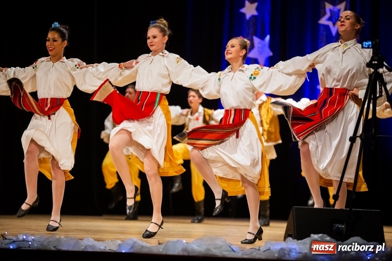 Zdjęcie w galerii na portalu naszraciborz.pl: Koncert charytatywny Źródła na rzecz Rafałka wiadomości z regionu