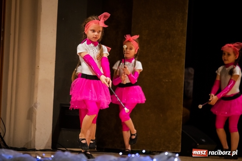 Zdjęcie w galerii na portalu naszraciborz.pl: Koncert charytatywny Źródła na rzecz Rafałka wiadomości z regionu