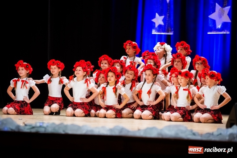 Zdjęcie w galerii na portalu naszraciborz.pl: Koncert charytatywny Źródła na rzecz Rafałka wiadomości z regionu