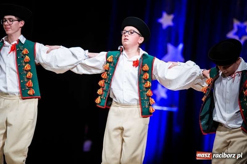 Zdjęcie w galerii na portalu naszraciborz.pl: Koncert charytatywny Źródła na rzecz Rafałka wiadomości z regionu