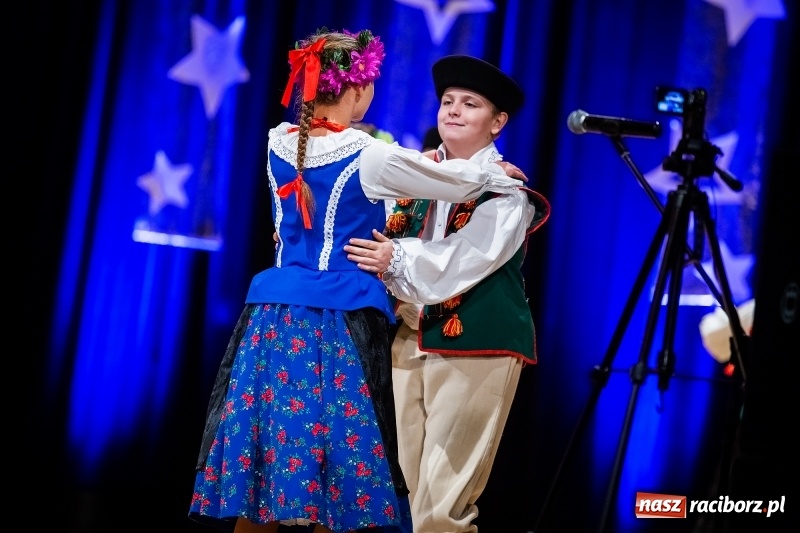 Zdjęcie w galerii na portalu naszraciborz.pl: Koncert charytatywny Źródła na rzecz Rafałka wiadomości z regionu