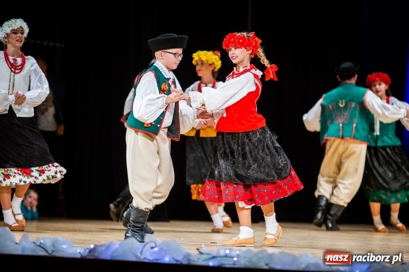 Zdjęcie w galerii na portalu naszraciborz.pl: Koncert charytatywny Źródła na rzecz Rafałka wiadomości z regionu