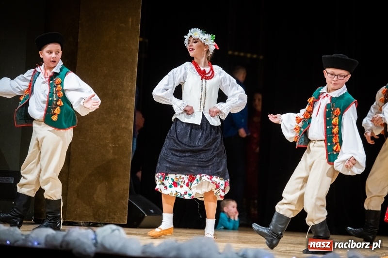 Zdjęcie w galerii na portalu naszraciborz.pl: Koncert charytatywny Źródła na rzecz Rafałka wiadomości z regionu