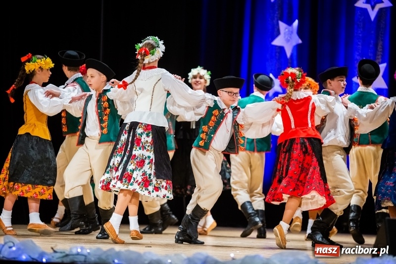 Zdjęcie w galerii na portalu naszraciborz.pl: Koncert charytatywny Źródła na rzecz Rafałka wiadomości z regionu