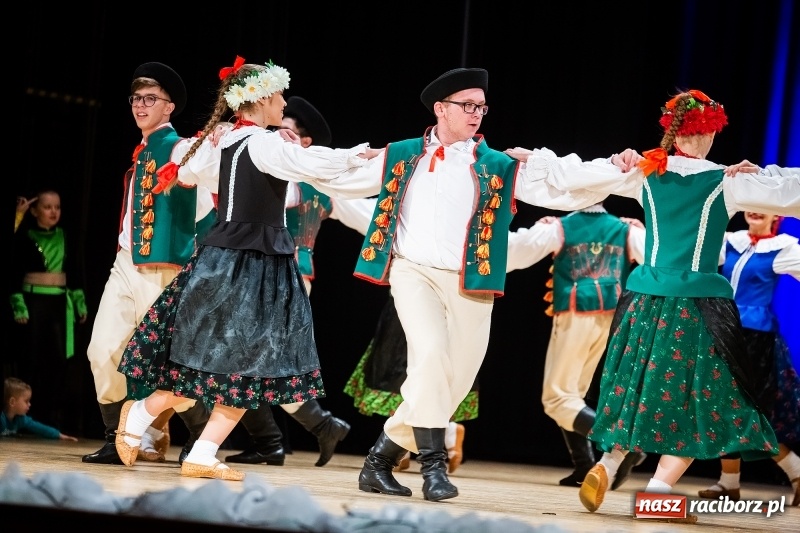 Zdjęcie w galerii na portalu naszraciborz.pl: Koncert charytatywny Źródła na rzecz Rafałka wiadomości z regionu