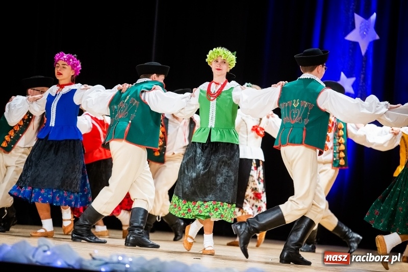 Zdjęcie w galerii na portalu naszraciborz.pl: Koncert charytatywny Źródła na rzecz Rafałka wiadomości z regionu