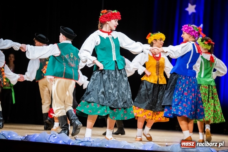 Zdjęcie w galerii na portalu naszraciborz.pl: Koncert charytatywny Źródła na rzecz Rafałka wiadomości z regionu