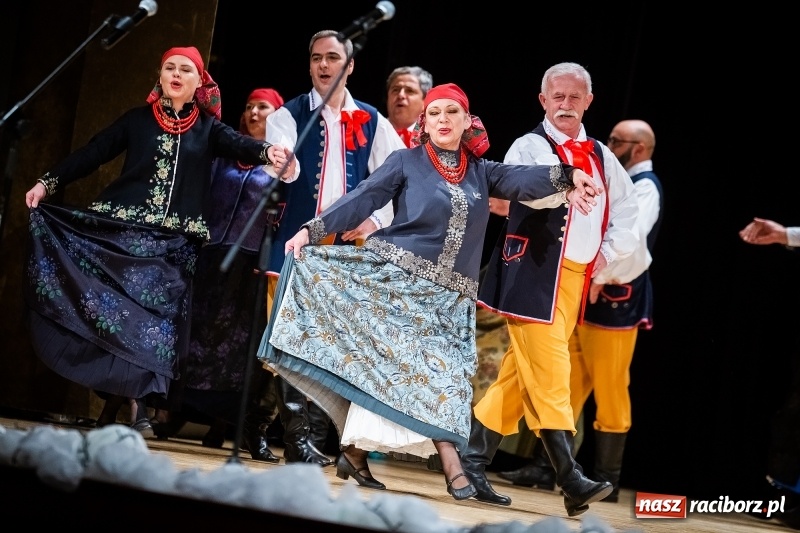 Zdjęcie w galerii na portalu naszraciborz.pl: Koncert charytatywny Źródła na rzecz Rafałka wiadomości z regionu