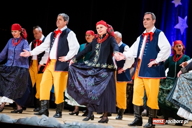 Zdjęcie w galerii na portalu naszraciborz.pl: Koncert charytatywny Źródła na rzecz Rafałka wiadomości z regionu