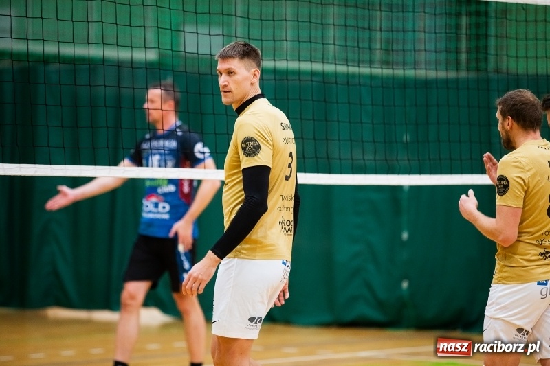 Zdjęcie w galerii na portalu naszraciborz.pl: Emocjonująca ósma kolejka JP Telebim RLPS wiadomości z regionu