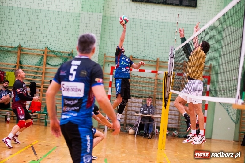 Zdjęcie w galerii na portalu naszraciborz.pl: Emocjonująca ósma kolejka JP Telebim RLPS wiadomości z regionu