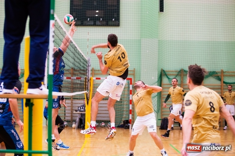 Zdjęcie w galerii na portalu naszraciborz.pl: Emocjonująca ósma kolejka JP Telebim RLPS wiadomości z regionu