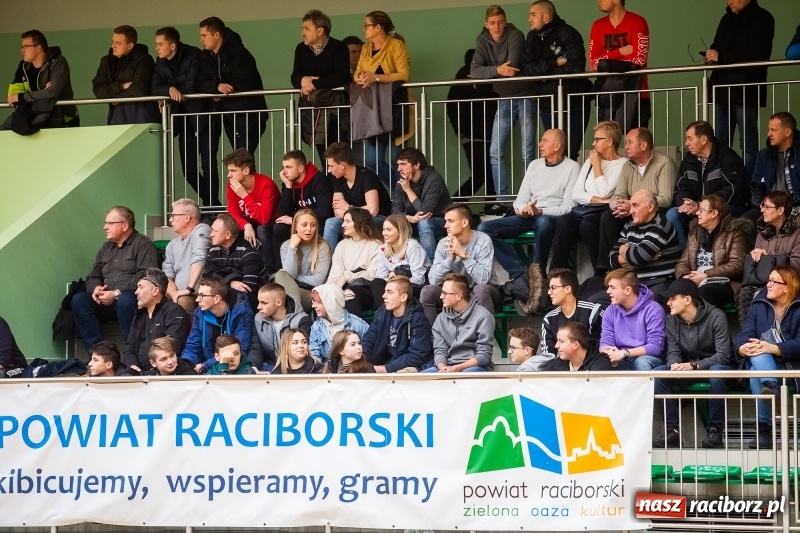 Zdjęcie w galerii na portalu naszraciborz.pl: Szczypiornistki UKS Start Pietrowice Wielkie zakończyły rok zwycięstwem wiadomości z regionu