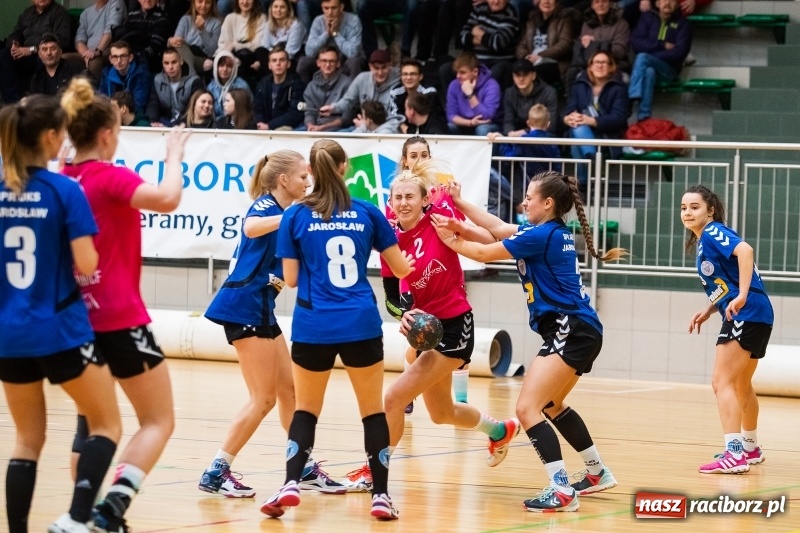 Zdjęcie w galerii na portalu naszraciborz.pl: Szczypiornistki UKS Start Pietrowice Wielkie zakończyły rok zwycięstwem wiadomości z regionu