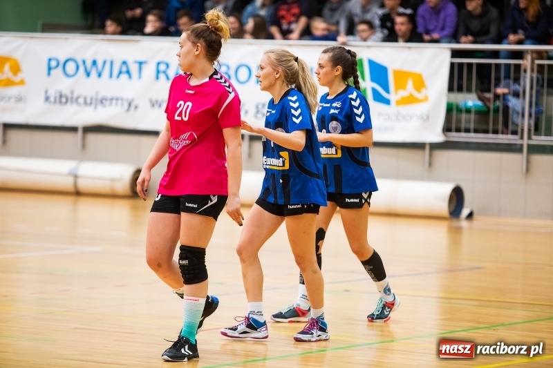 Zdjęcie w galerii na portalu naszraciborz.pl: Szczypiornistki UKS Start Pietrowice Wielkie zakończyły rok zwycięstwem wiadomości z regionu