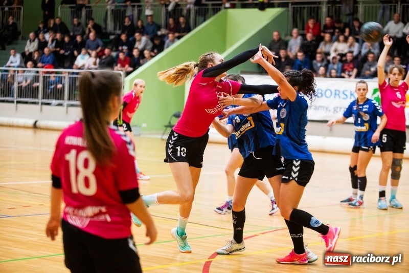 Zdjęcie w galerii na portalu naszraciborz.pl: Szczypiornistki UKS Start Pietrowice Wielkie zakończyły rok zwycięstwem wiadomości z regionu
