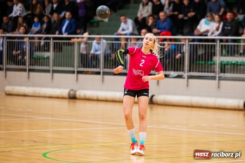 Zdjęcie w galerii na portalu naszraciborz.pl: Szczypiornistki UKS Start Pietrowice Wielkie zakończyły rok zwycięstwem wiadomości z regionu