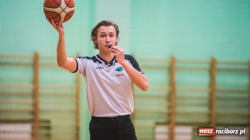 Zdjęcie w galerii na portalu naszraciborz.pl: Żorska Akademia Koszykówki niestraszna raciborskiej Ofensywie wiadomości z regionu