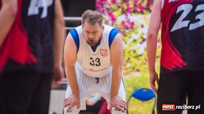 Zdjęcie w galerii na portalu naszraciborz.pl: Żorska Akademia Koszykówki niestraszna raciborskiej Ofensywie wiadomości z regionu