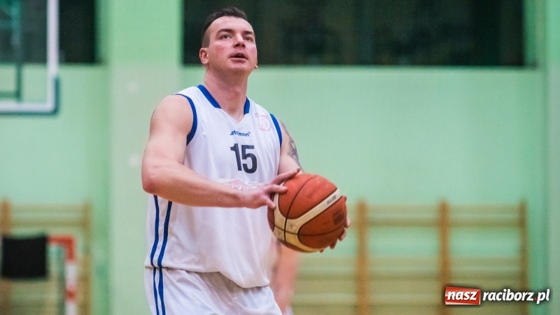 Zdjęcie w galerii na portalu naszraciborz.pl: Żorska Akademia Koszykówki niestraszna raciborskiej Ofensywie wiadomości z regionu